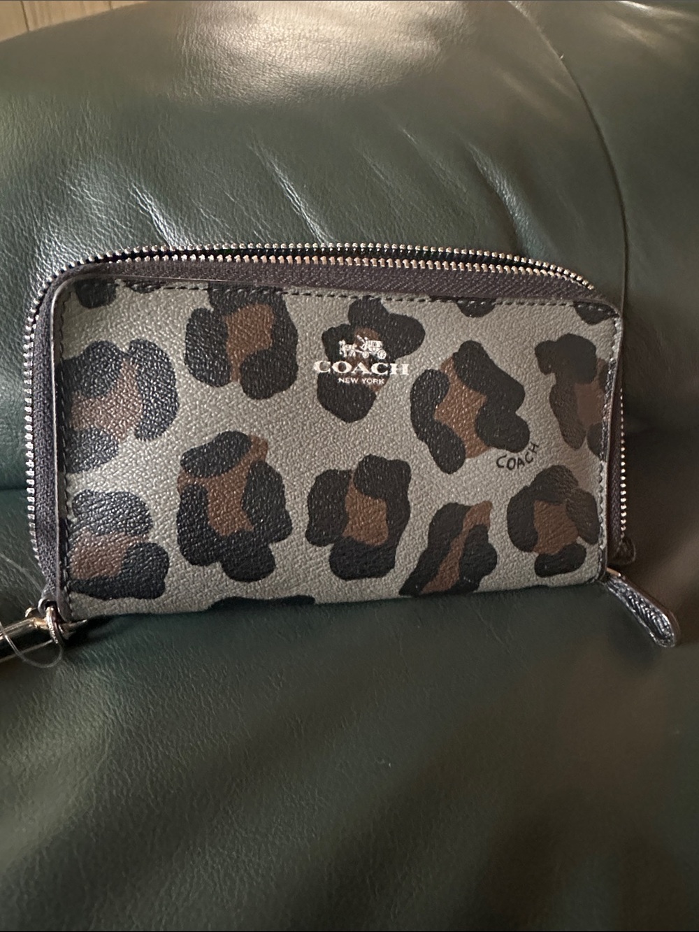 Coach Leopard Print Zip Wallet - Brown/Black/Grey